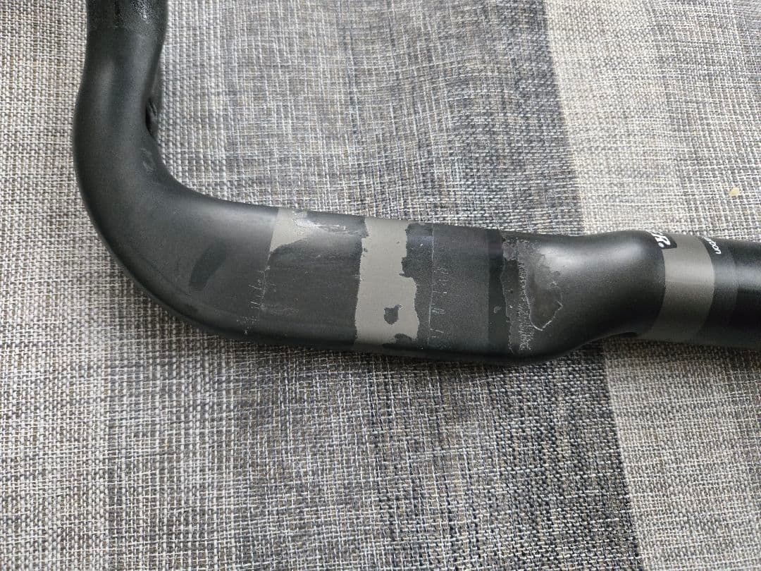 BONTRAGER XXX　カーボンエアロハンドル 31.8mm/42cm