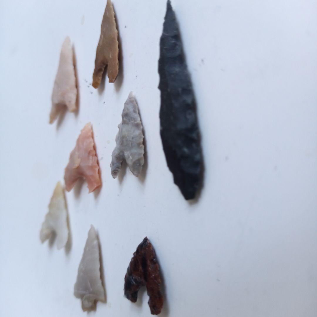 メノウ石鏃　カルセドニー　石器 模写