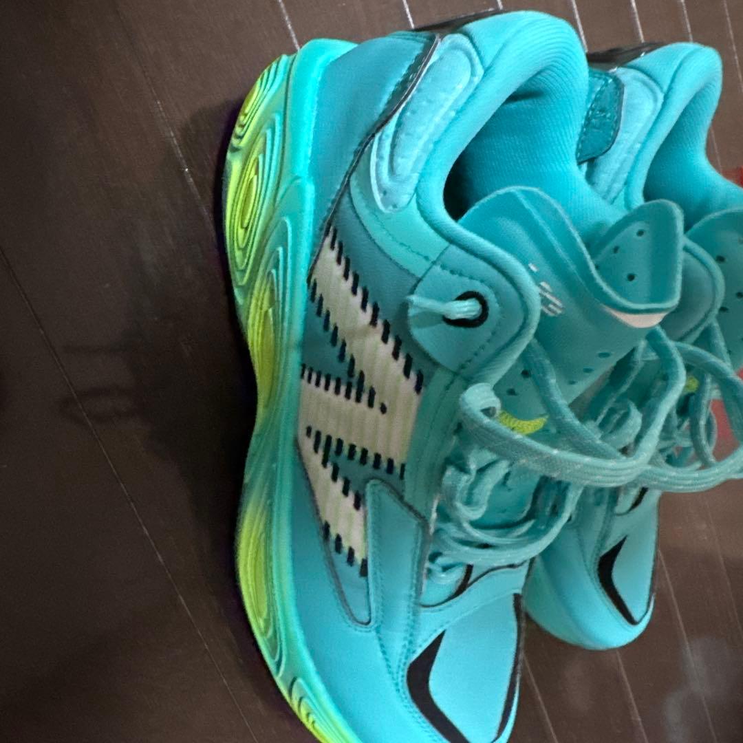 NB FF 892 V2 アクアブルー バスケットシューズ