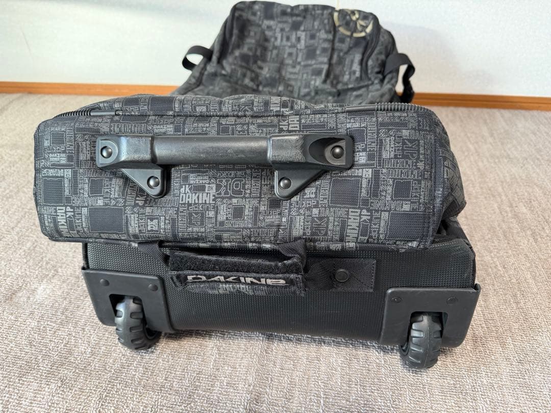 DAKINE キャスターバッグ 大容量 ブラック