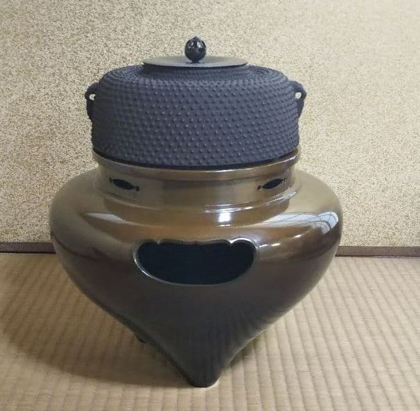 茶道具 鋳銅 琉球風炉 昇雲 霰田口釜 畠春斎 新品