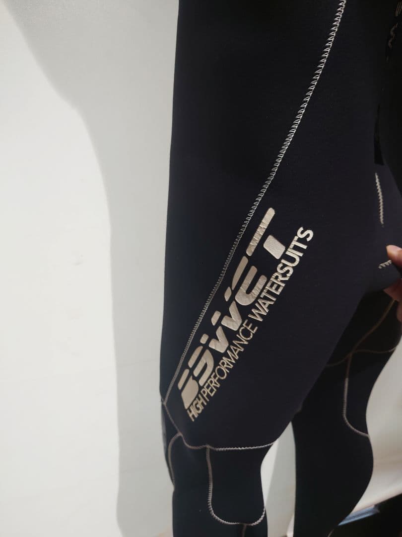 BEWETフルスーツ