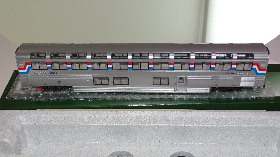 シロ　KATO Amtrak Superliner ラウンジ　カー