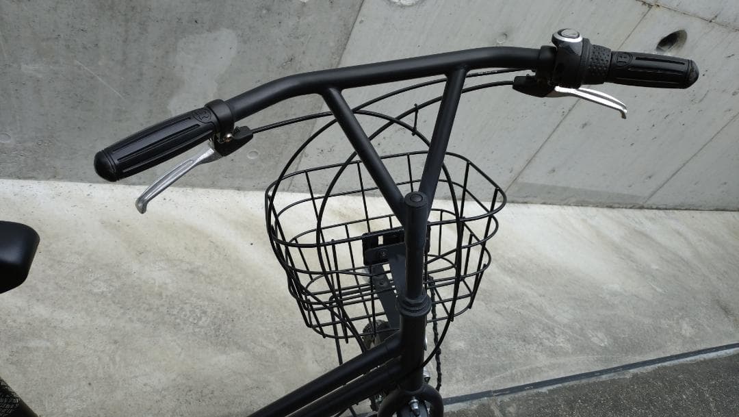 ★ブリヂストン　自転車　ベガス　ブラック　3段変速　20インチ