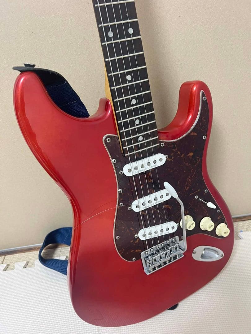 Legend ストラトキャスター レッド