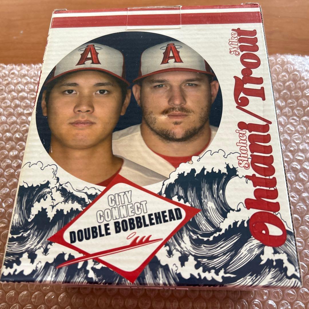 大谷翔平・トラウト ダブル・ボブルヘッド人形 シティコネクト　球場配布