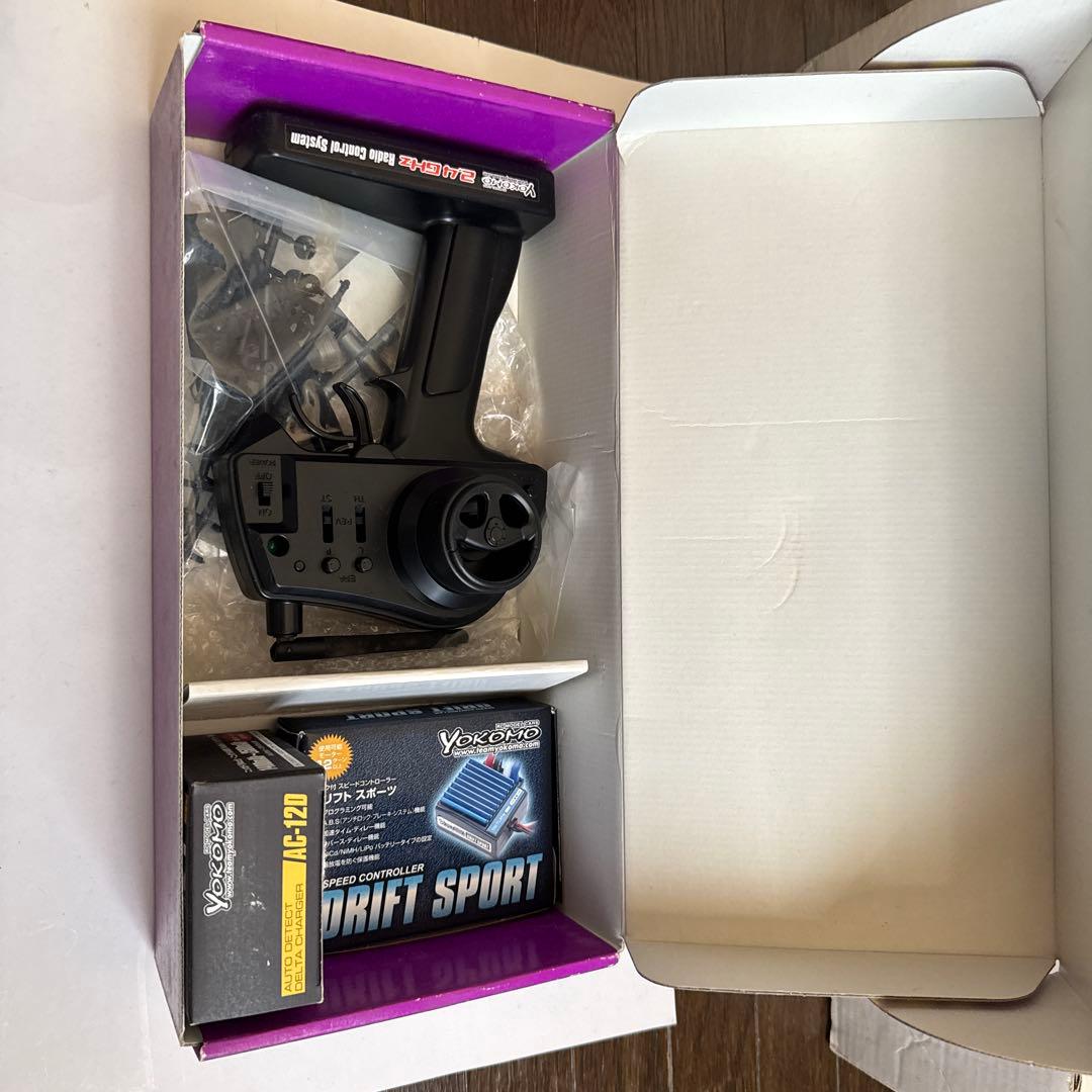 Yokomo 電動ラジコンカー