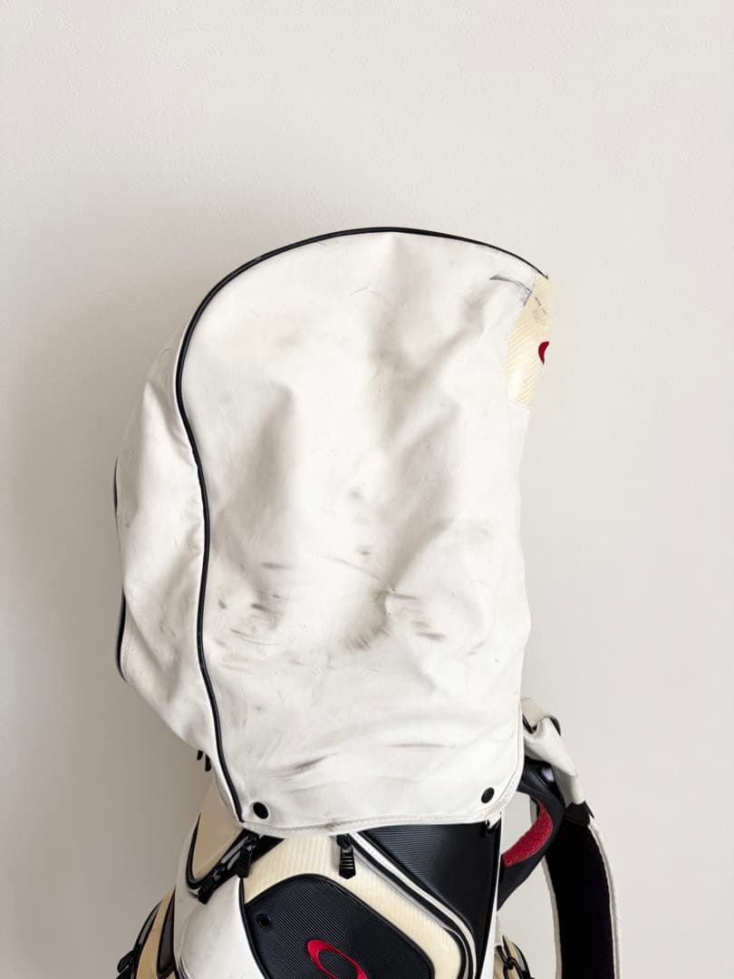 ゴルフバッグ　キャディバッグ　オークリー　ホワイト