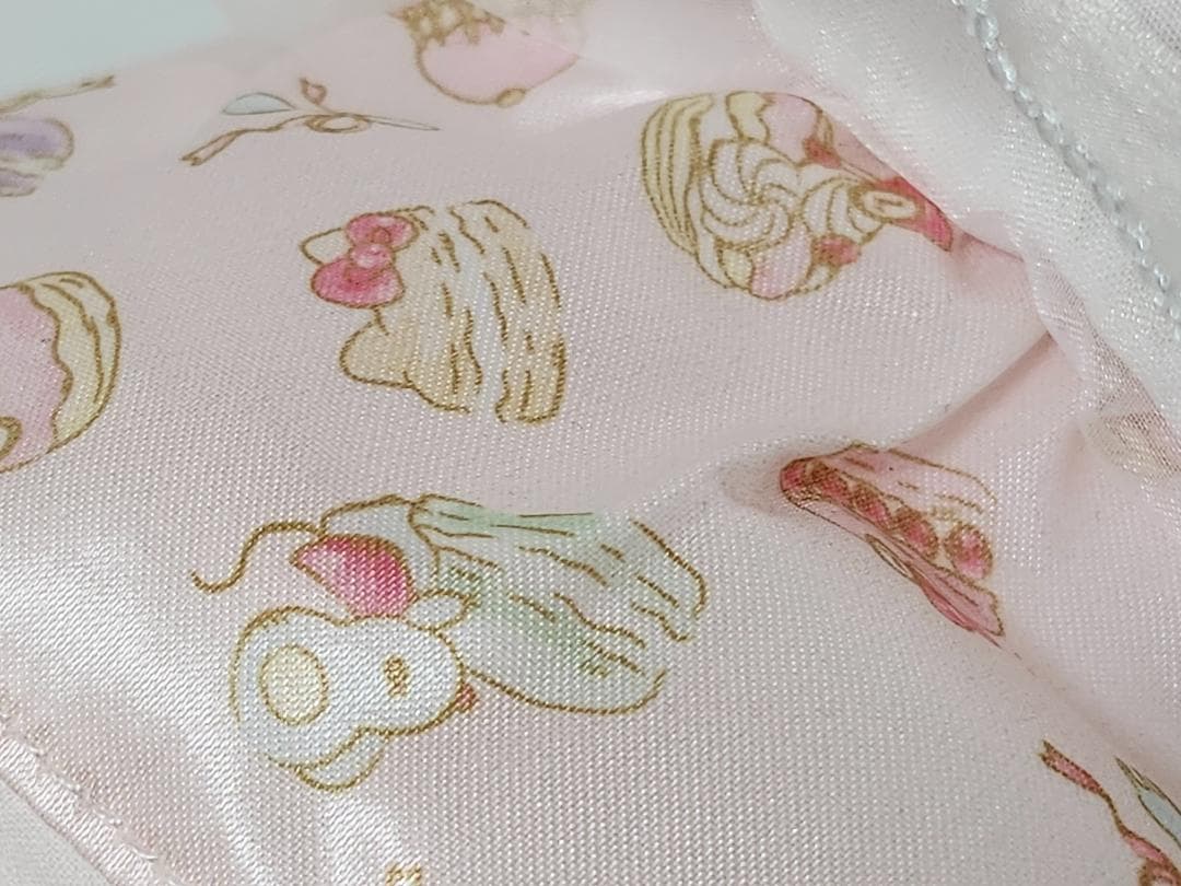 レア ハローキティ LADUREE ラデュレ コラボ 限定 マカロン ぬいぐるみ