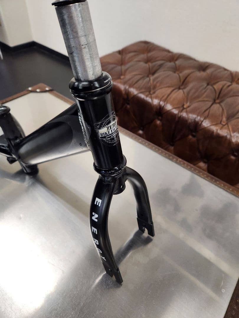 ZEROBIKEFACTORY　VANISH バニッシュ ランバイク