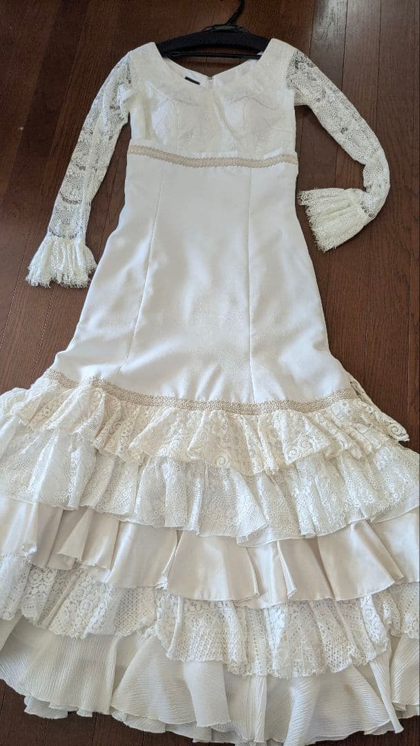 フラメンコ衣装　ツーピース　白