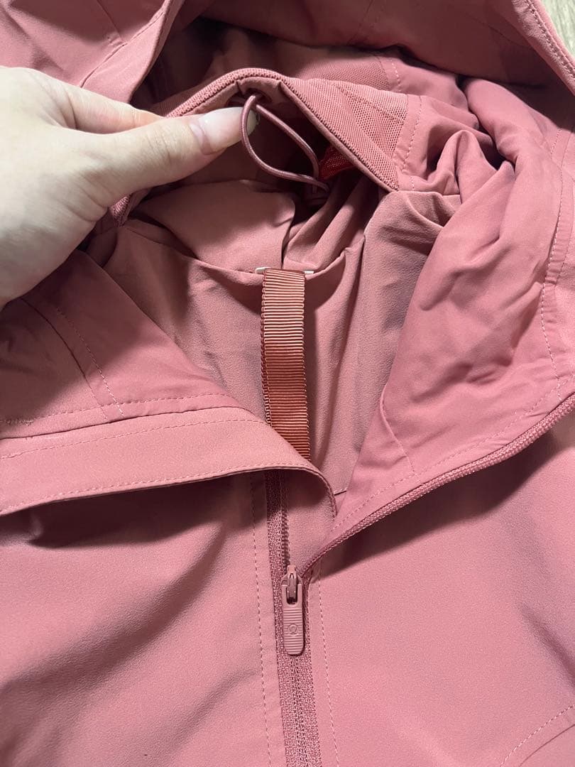 lululemon ジップパーカー ピンク　ピラティス　ヨガ　撥水アウター