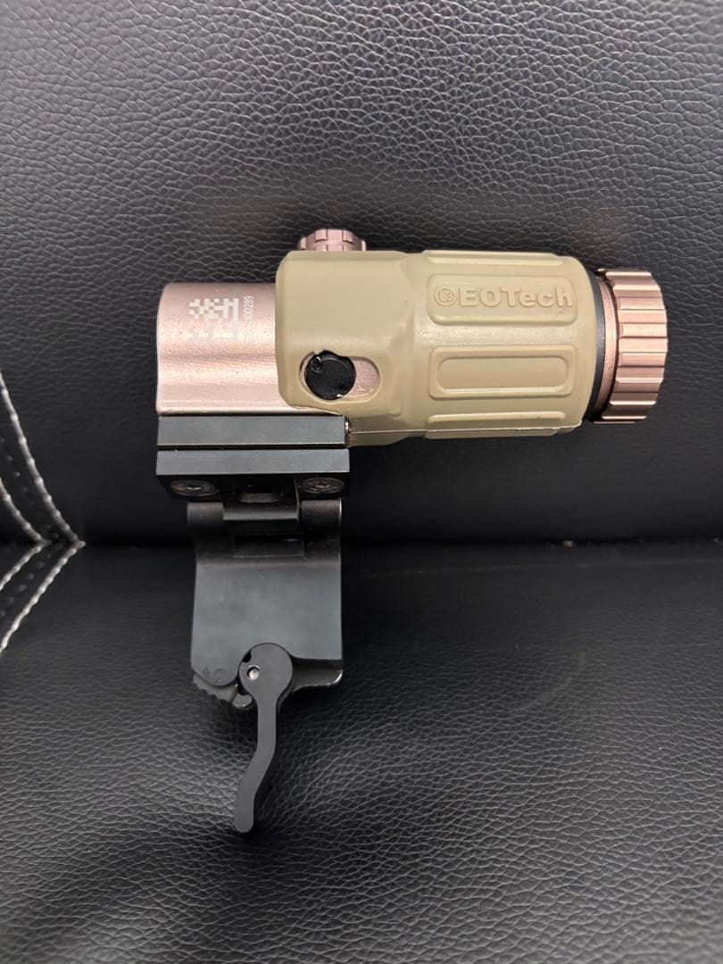 EOTech ホロサイト(電池付き)／G33ブースター　マグニファイアSet