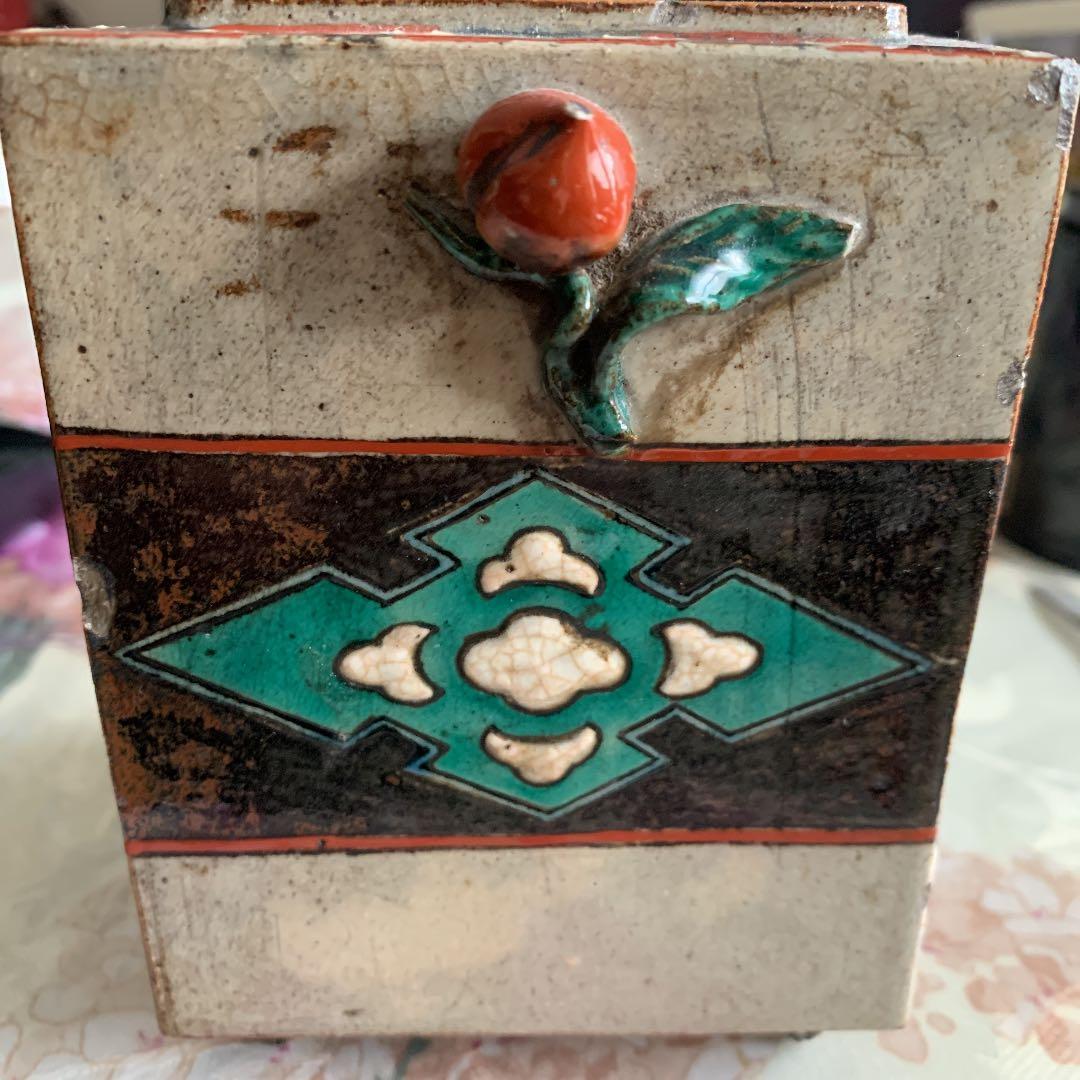 骨董屋に（多分）騙されて買った香炉　正方形