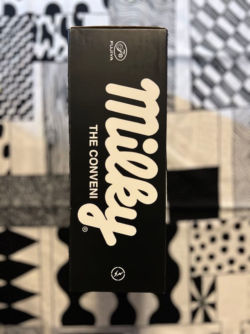 fragment design コンビニ　ソフビペコちゃんセット