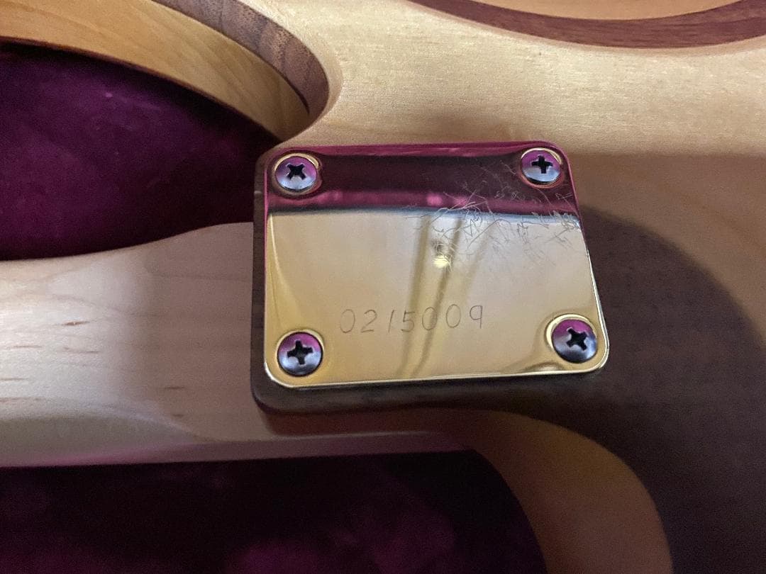 Varita Walnut Beans ケースは別のソフトケースになります。