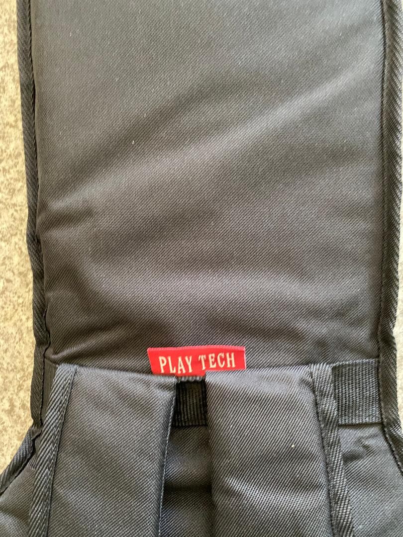 Varita Walnut Beans ケースは別のソフトケースになります。