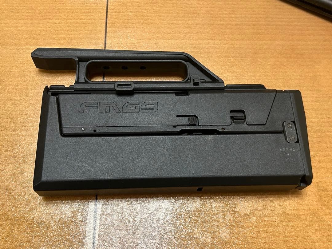 東京マルイG18C 組み込み済み AEGIS CUSTOM FMG9キット