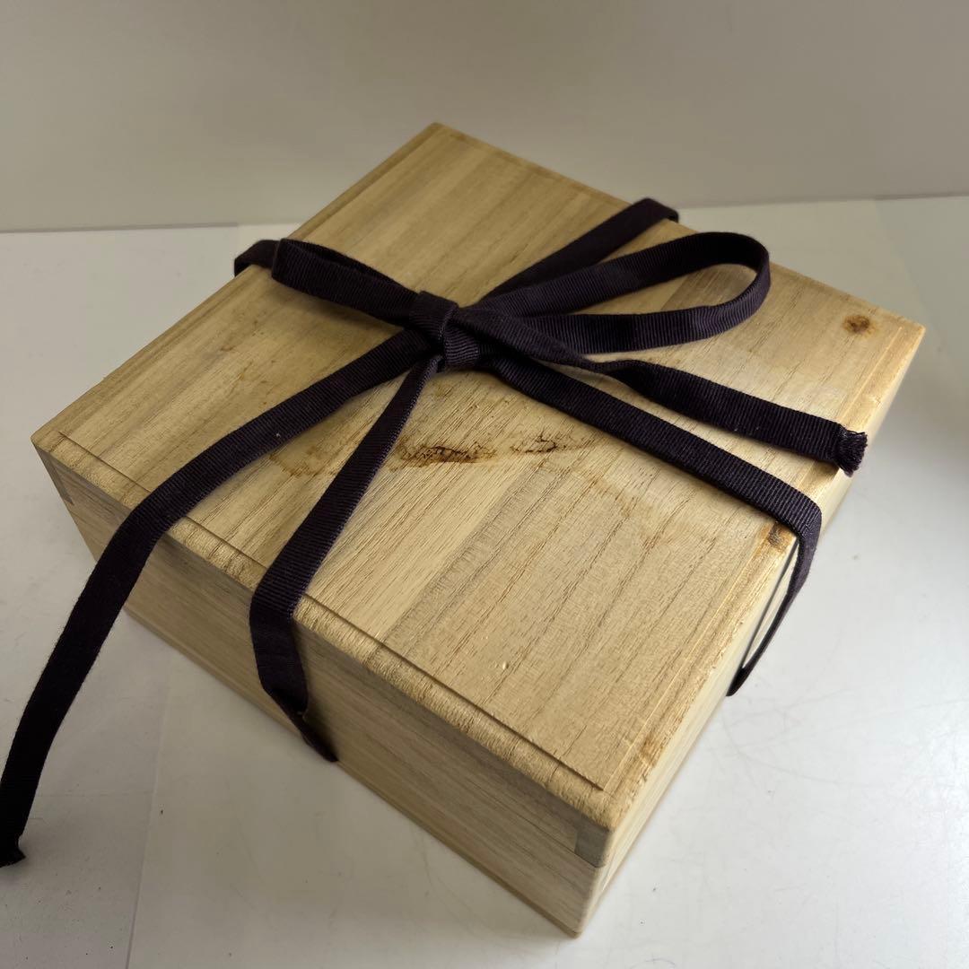 江戸時代後期　鍋島青磁　三足皿　幅約15.8㎝木箱付トヒコ東な8-0121☆2F