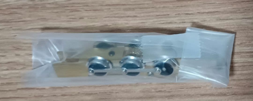 珊瑚模型店　HOナロー９ミリ　沼尻鉄道DC12　おまけ付き