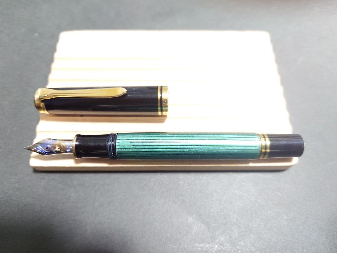 ペリカン スーベレーン M800　18C -750 EN　W.GERMANY刻印