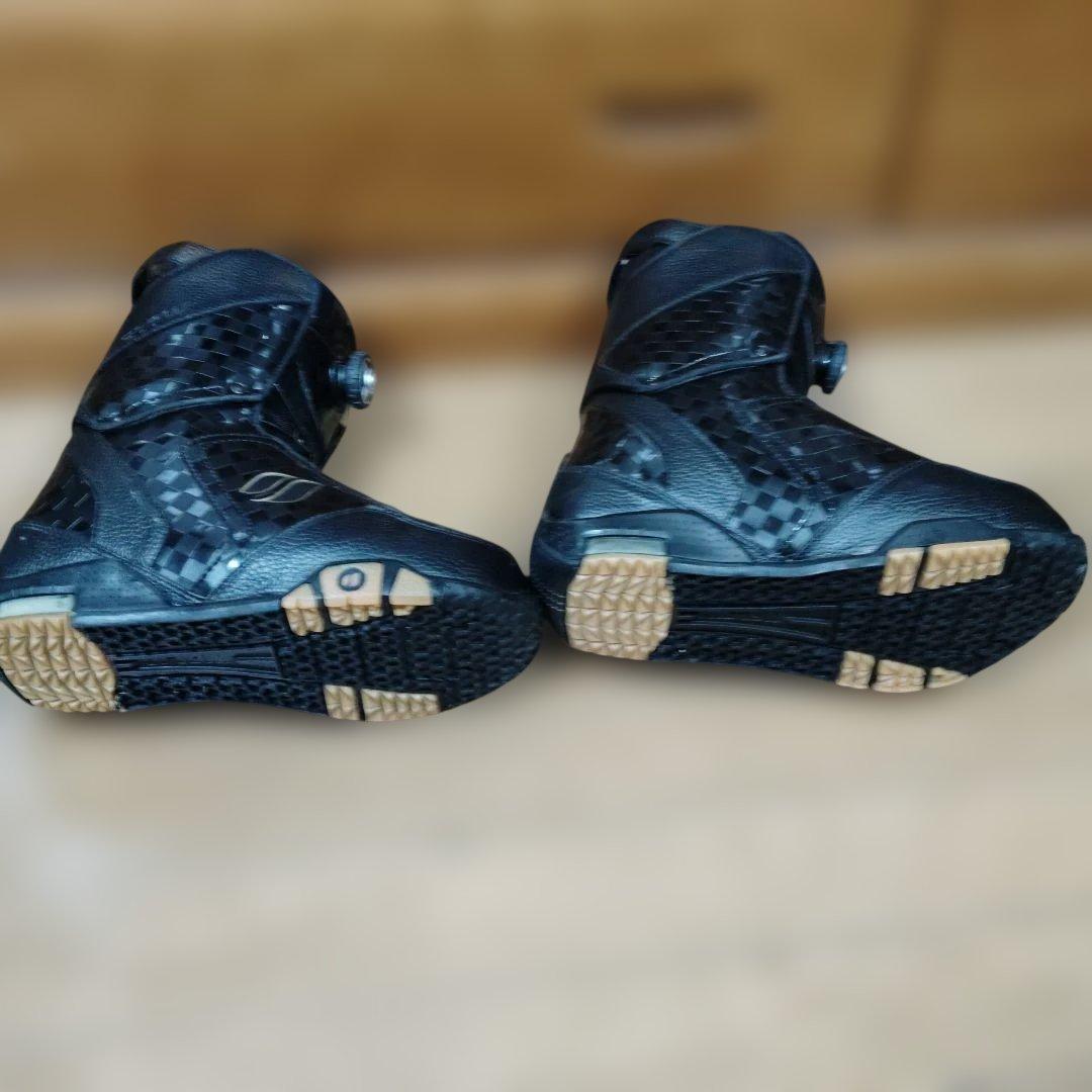 FLOW スノーボードブーツ ASSAULT2 ブラック　26.0cm