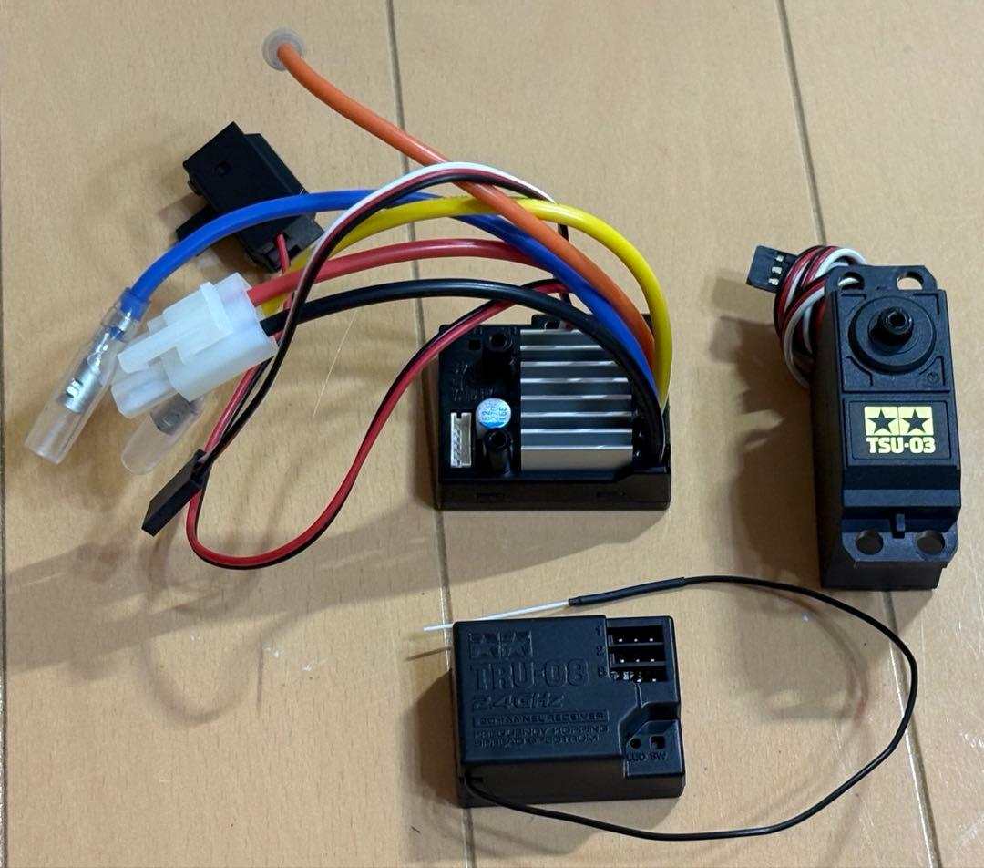 TAMIYA FINESPEC 24G ラジコン送信機【バッテリー、充電器なし】