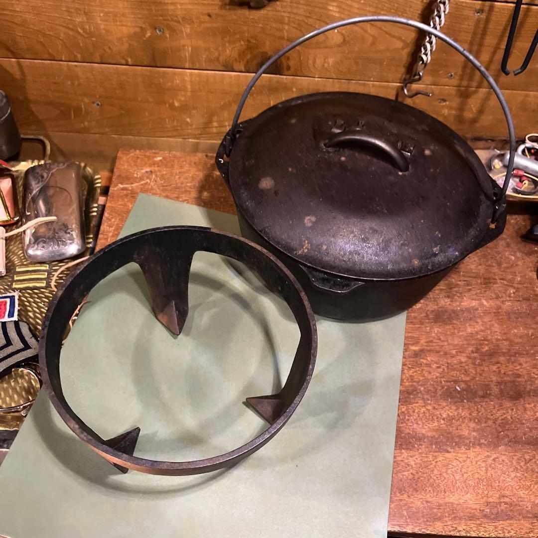 ヴィンテージLODGEダッチオーブン　五徳付き！！