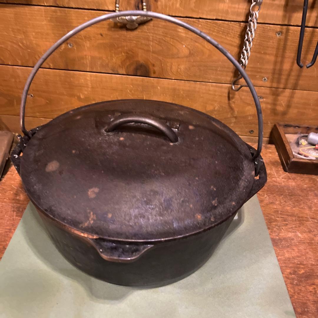 ヴィンテージLODGEダッチオーブン　五徳付き！！