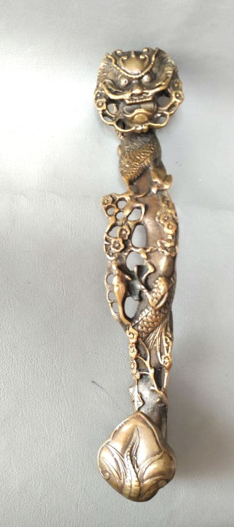 銅製龍置物　如意