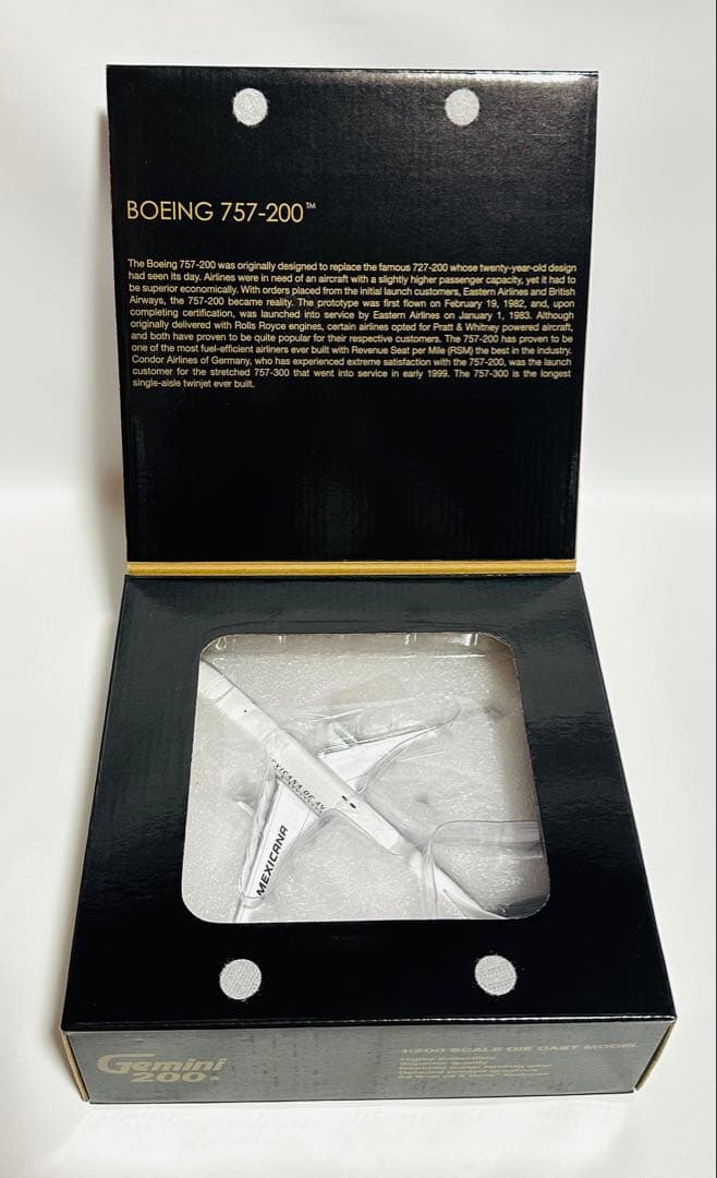 Gemini 1/200 B757-200 Mexicana 80周年記念