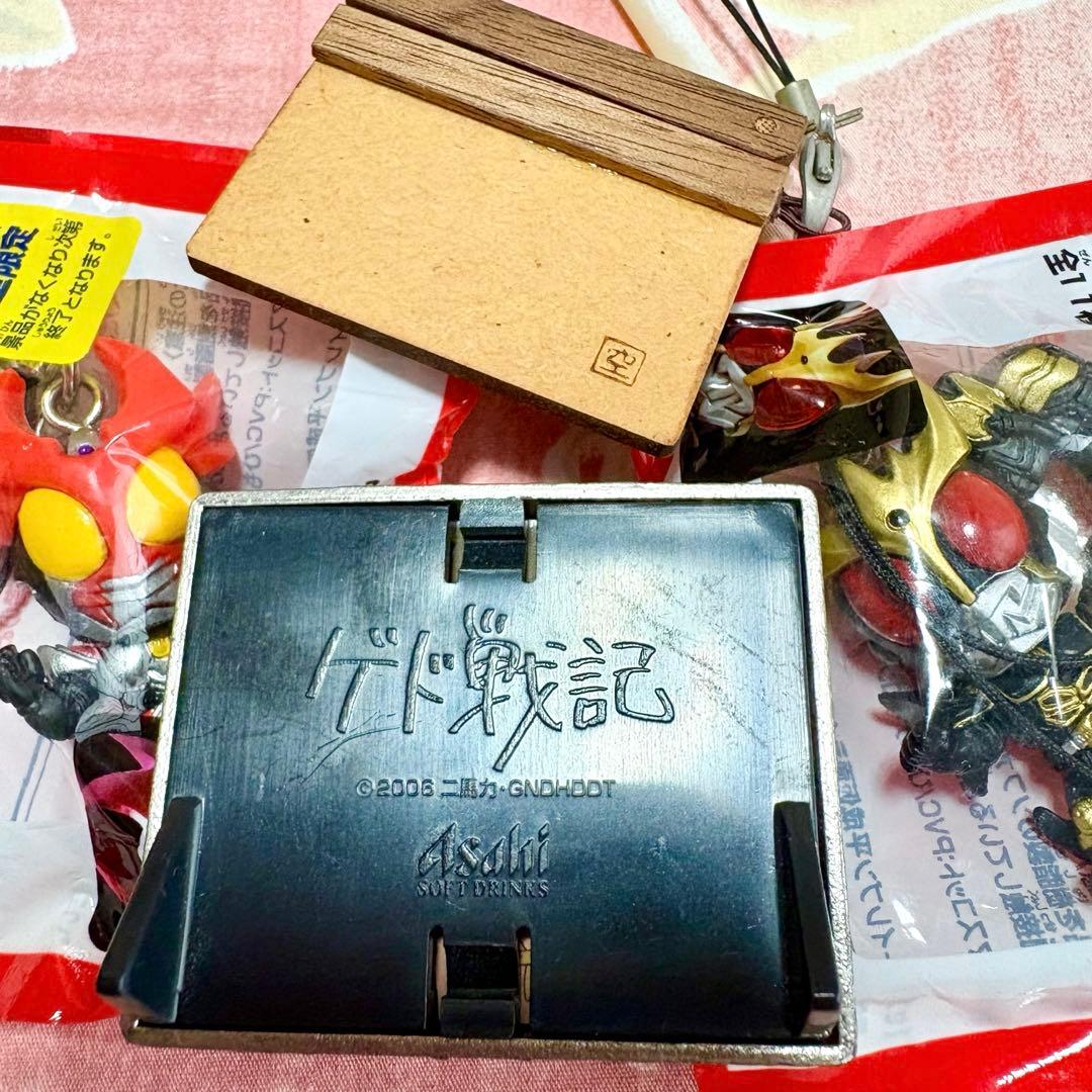 4点【平成仮面ライダー】【ジブリ額縁ミニミニ写真立て】【黒板カチンコストラップ】