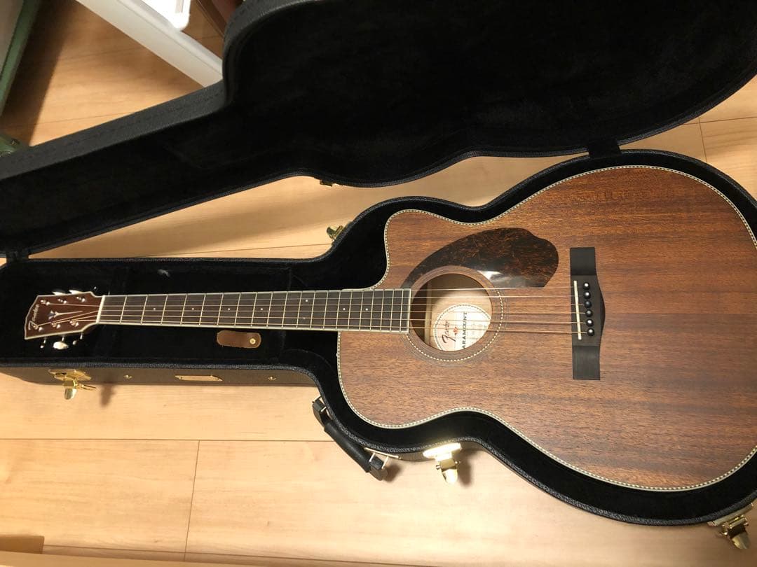 ギター Fender Paramount PM-3C