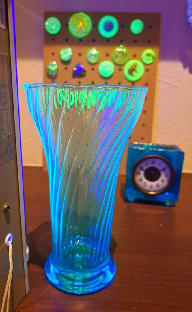 【希少】ウランガラス　大正アンティーク　大正時計　まとめ売り　発光　レトロ