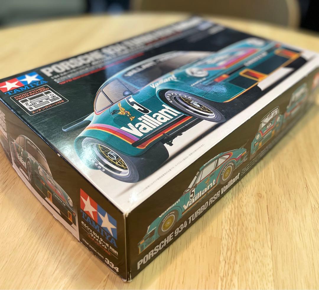 【未組立】タミヤ 1/24 ポルシェ 934 ターボ RSR ヴァイラント