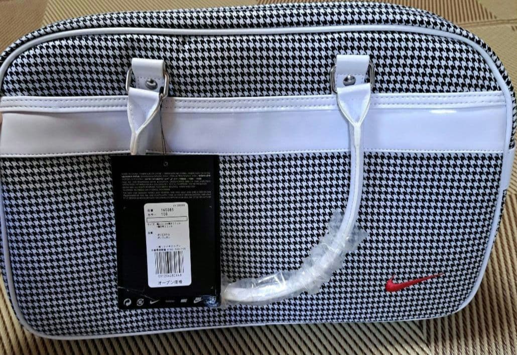 【新品未使用品希少】ナイキゴルフ ボストンバッグ　千鳥格子柄　レディース