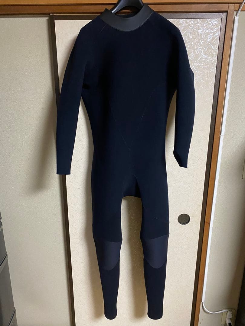 【最終値下】3ミリ　RASH黒ウエットスーツ　オーダー