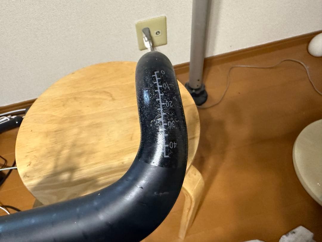 【年末年始限定価格】gusto カーボン一体型ハンドル 420/100mm 8°