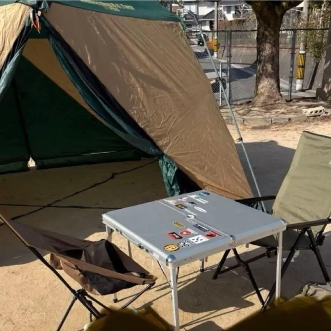 Colemanスクリーンテント　テーブル　椅子二脚セット