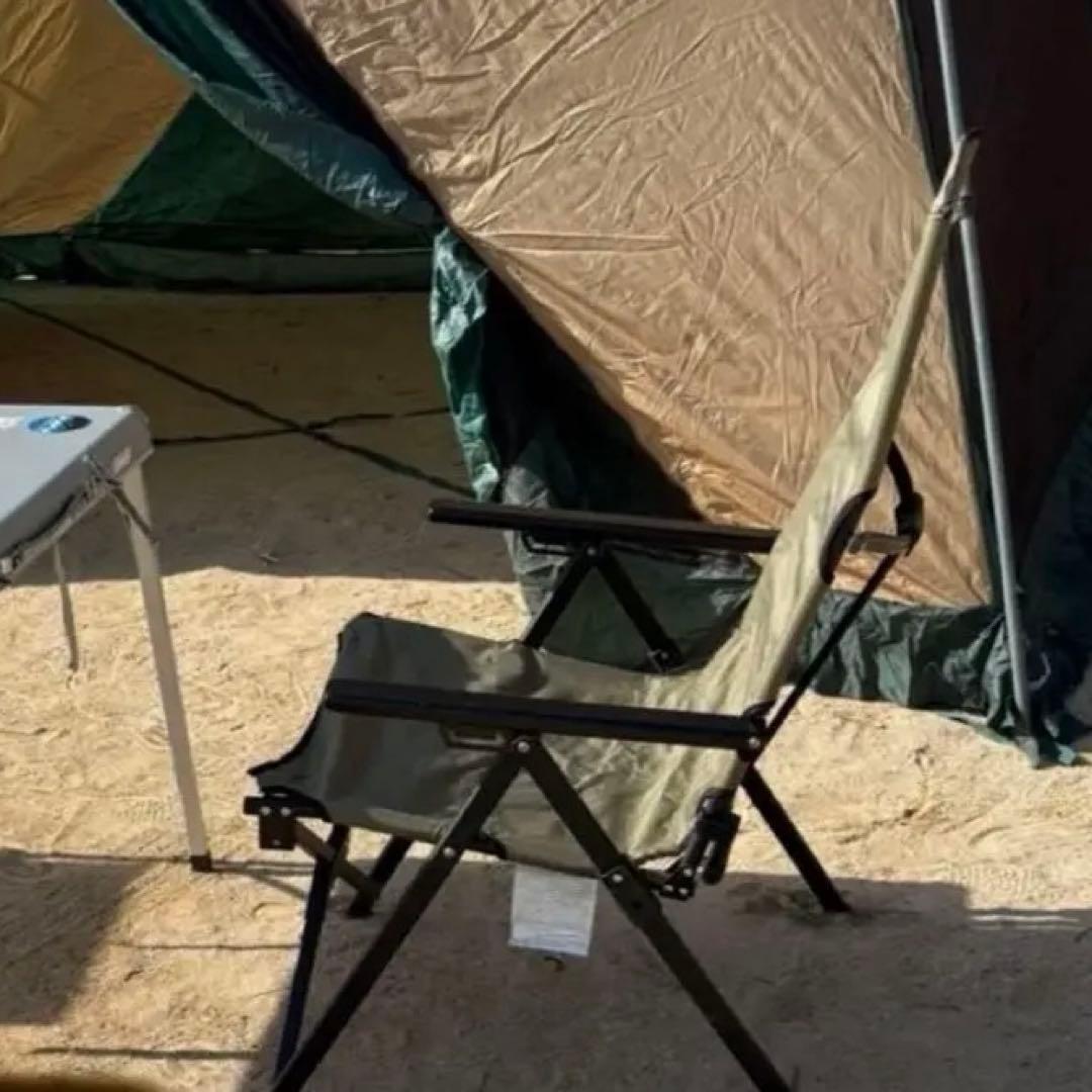 Colemanスクリーンテント　テーブル　椅子二脚セット