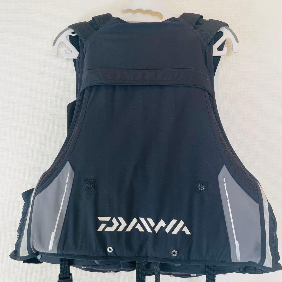 Daiwa フィッシングベスト ブラック レディース