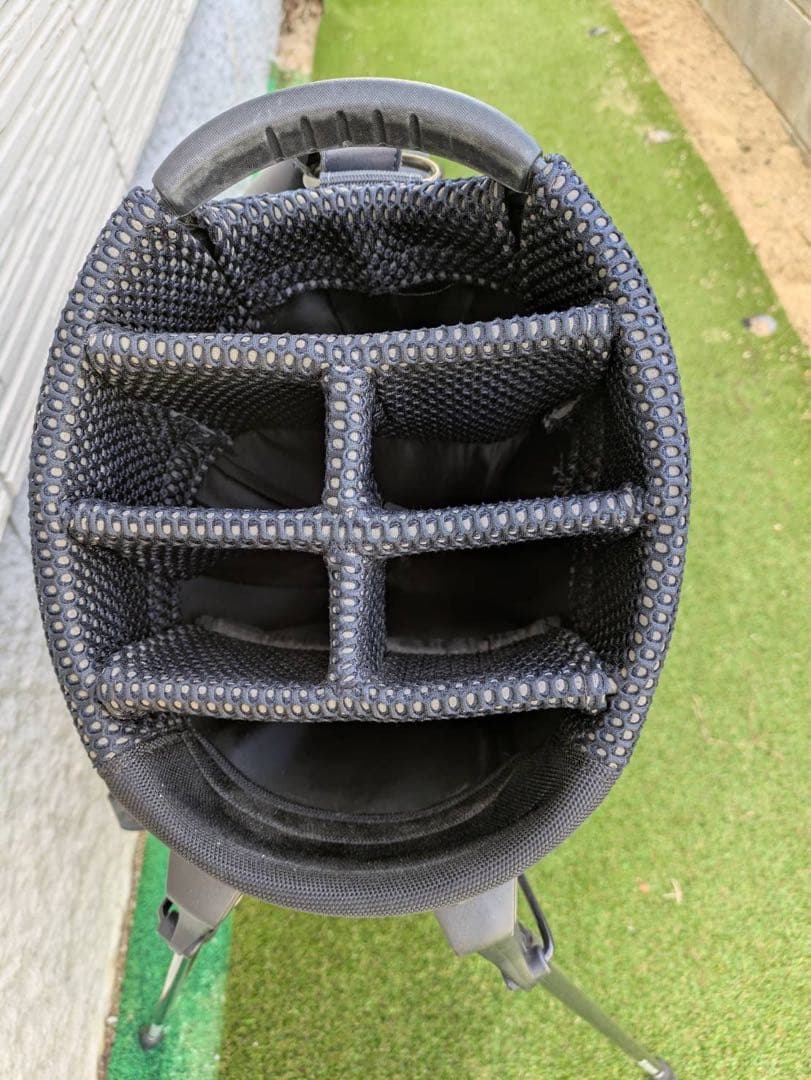 【最新モデル】PEARLY GATES キャディバッグ アイアンカバー付き