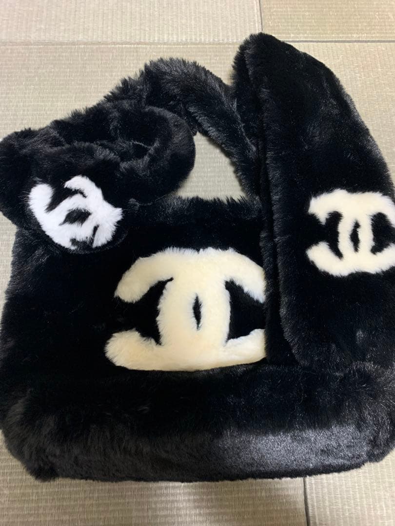 CHANEL ファー ハンドバッグ 他　ノベルティ