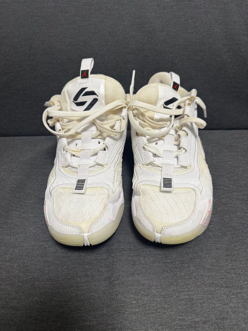 バスケットボールシューズ　ルカ2