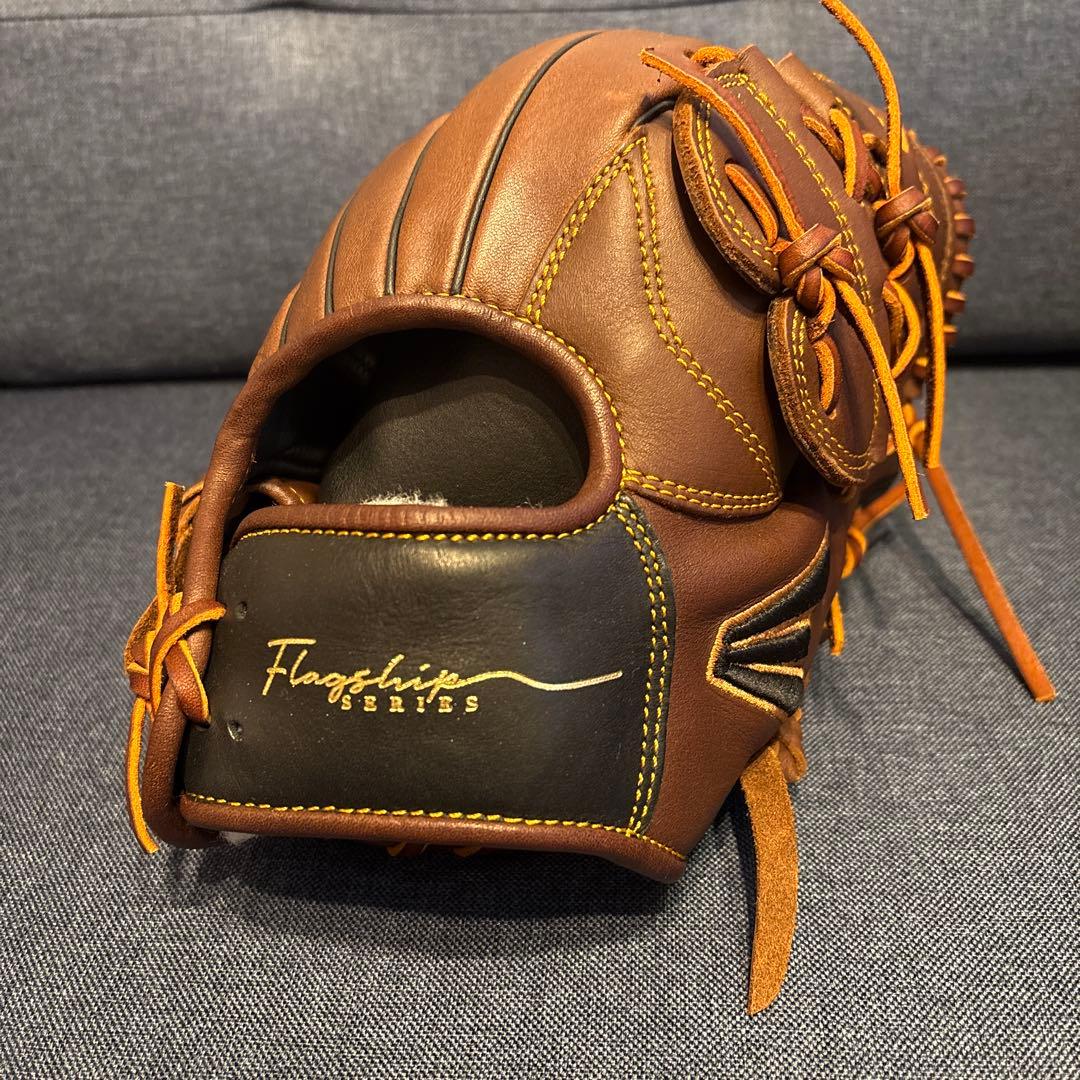 【日本未発売】EASTON FLAGSHIPシリーズ硬式投手用イーストン