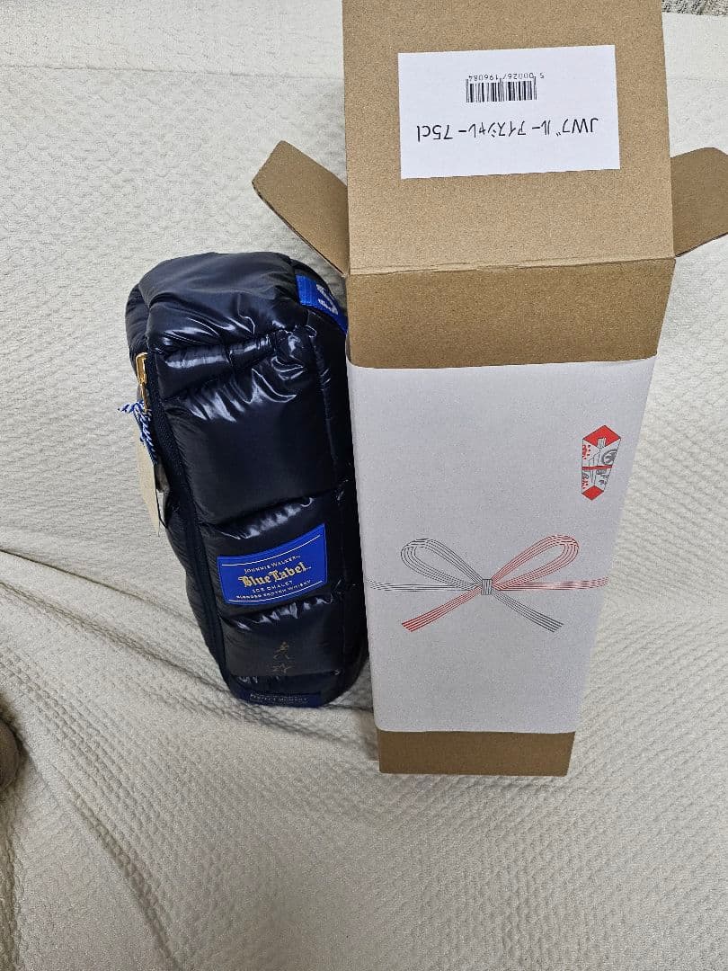 ジョニー・ウォーカー・ブルー・ラベルアイスシャレー 750ml ギフトボックス