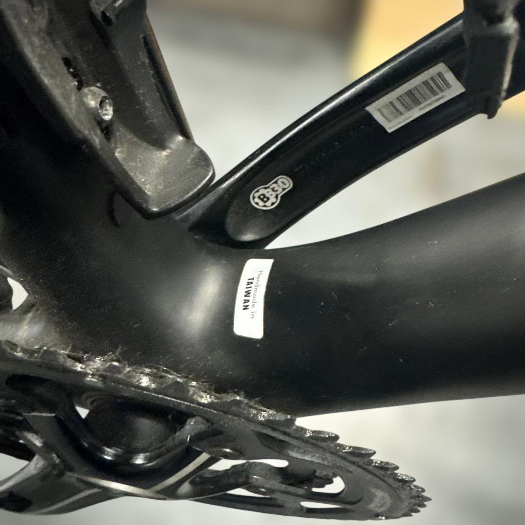 SPECIALIZED ロードバイク ブラック　フルカーボン