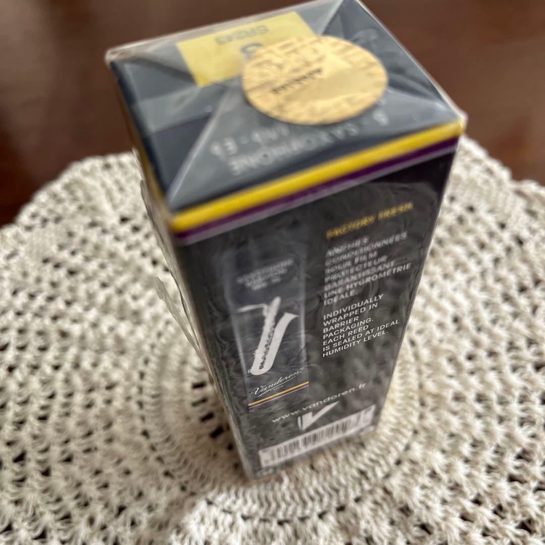 【新品・未使用品】Vandoren バリトンサックスリード 3番　2箱セット