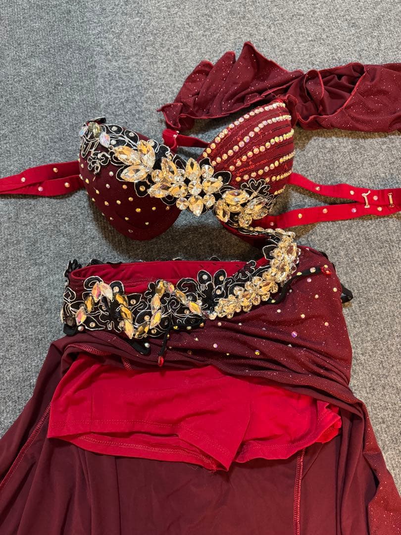 バーガンディ ベリーダンス セットアップ