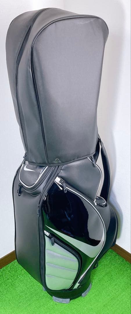 美品　NIKE キャディバック　ブラックxシルバー　GF3006 9型　黒